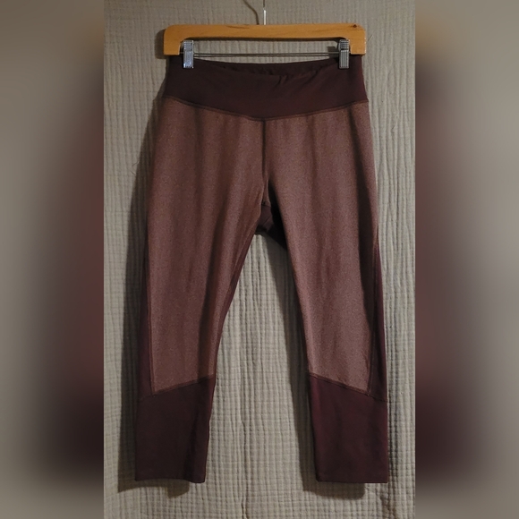 REI Co-Op Pants - ​REI Co-op On The Trail Run Capri Tights - Plum Heather - Size Medium